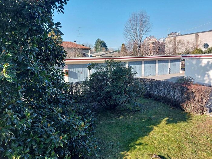 Case in Vendita e in Affitto - 3