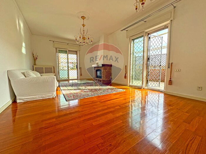 Appartamento con 5 locali in vendita in Piombino