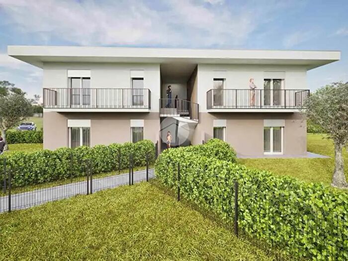 Appartamento trilocale in vendita in Via Salmeggia, Cenate Sotto