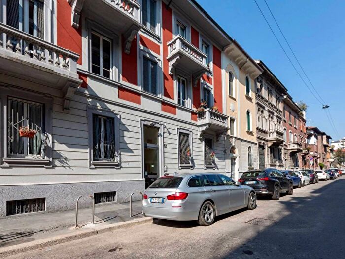 Appartamento trilocale in affitto in Via Alessandro Pestalozza, Città Studi, Milano