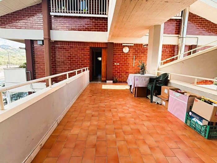 Appartamento con 6 locali in affitto in Via Santo Janni, Centro, Formia