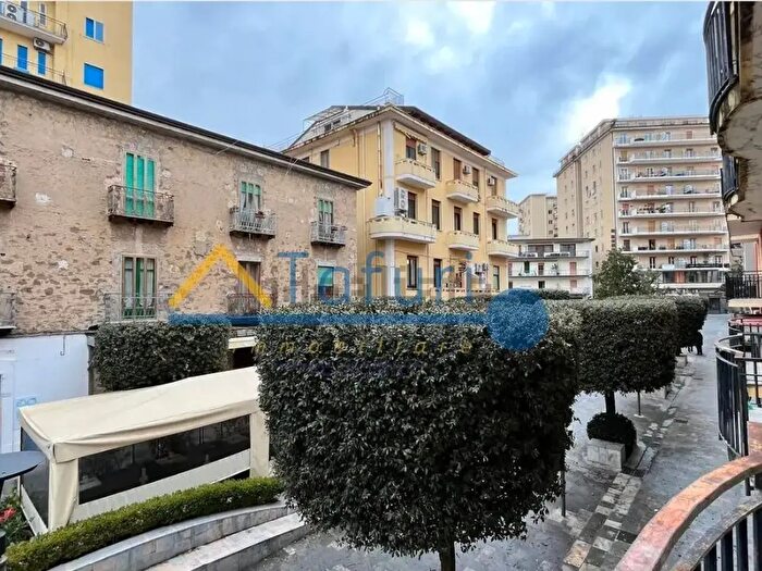 Appartamento trilocale in vendita in Via Piave, Agropoli