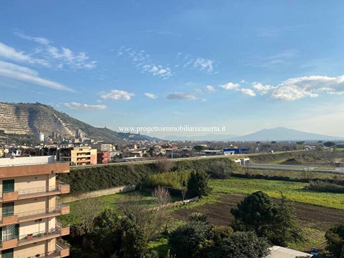 Appartamento bilocale in affitto in Via Campania, Tredici, Caserta