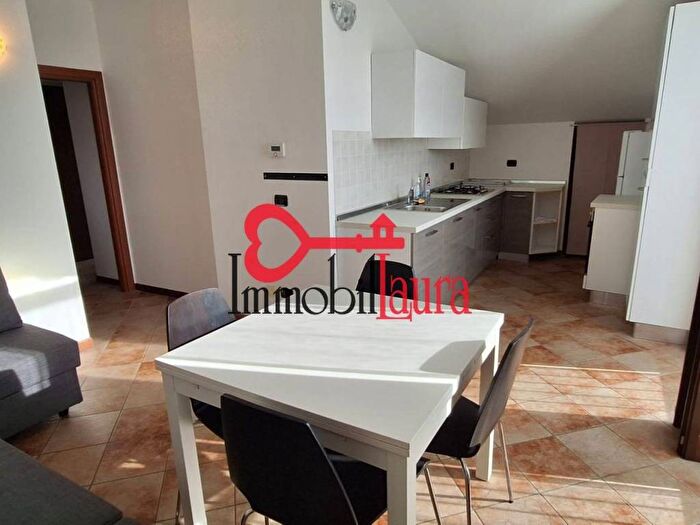 Appartamento bilocale in affitto in Via dei Mughetti, Baraggia, Viggiù