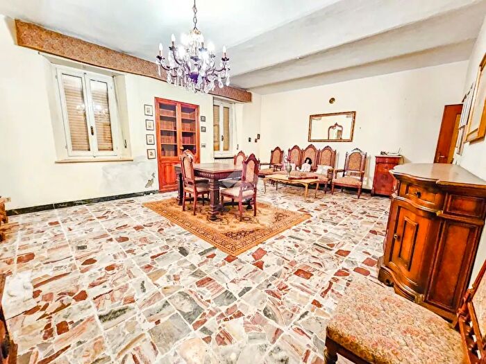 Casa con 6 locali in vendita in Vicolo Grindelli, Bosco Marengo