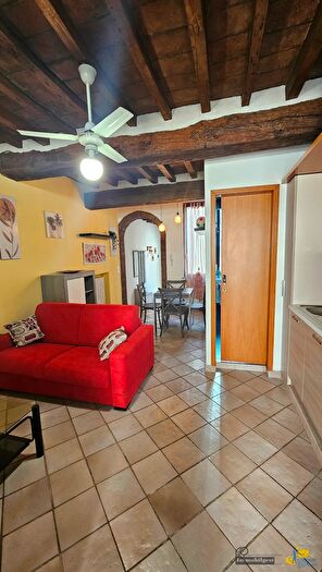 Appartamento bilocale in vendita in Strada Giuseppe Garibaldi, Parma