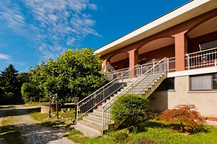 Casa quadrilocale in vendita in Strada Rivamare, Moncalieri