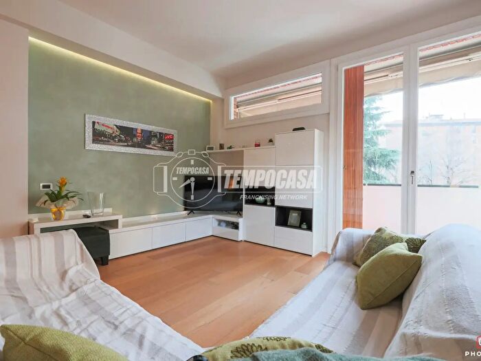 Appartamento con 5 locali in vendita in San Lazzaro Di Savena