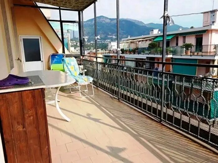 Appartamento trilocale in vendita in Via Cagliari, Borghetto Santo Spirito