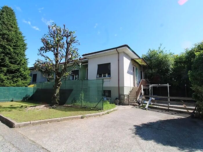 Casa trilocale in vendita in Via San Gaetano, Canegrate