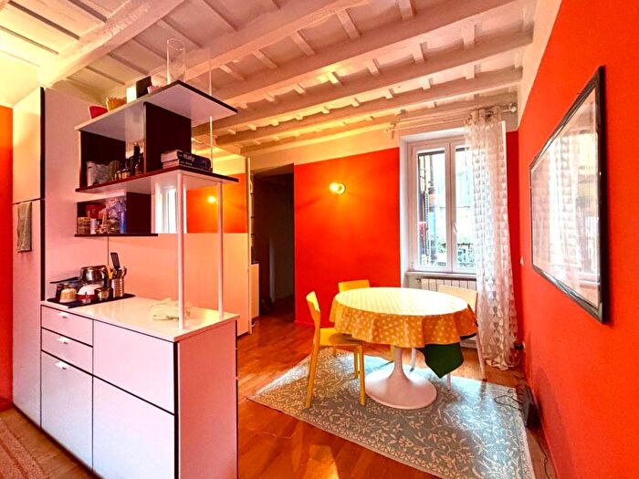 Appartamento trilocale in affitto in Via dei Banchi Vecchi, Via Giulia, Roma