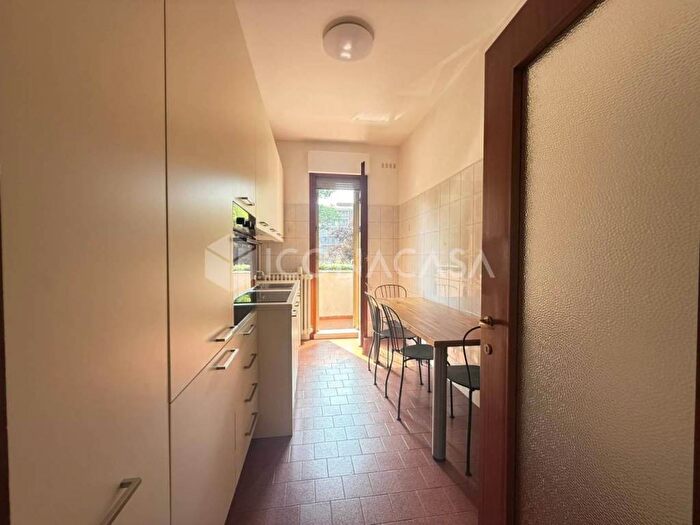 Appartamento quadrilocale in affitto in Via Leopoldo Marchetti, Pezzotti Meda, Milano