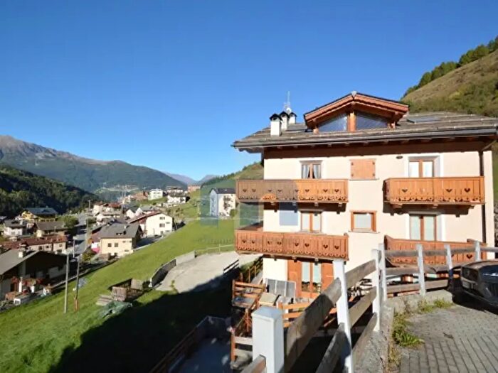 Appartamento trilocale in vendita in Via Sascin, Valfurva