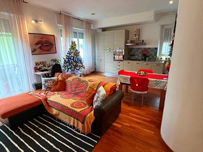 Appartamento bilocale in affitto in Viale Piave, Centro, Cologno Monzese