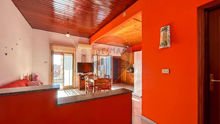 Appartamento con 6 locali in vendita in Via Fortino Vecchio, Catania