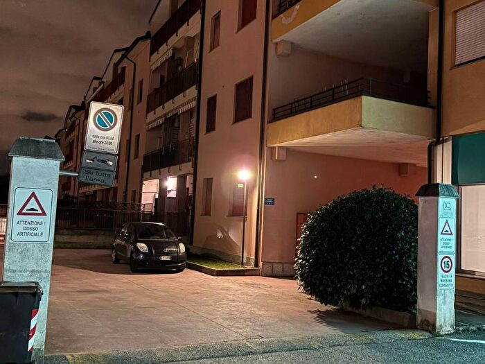 Appartamento bilocale in affitto in Via Risorgimento, Laghetto, San Giuliano Milanese