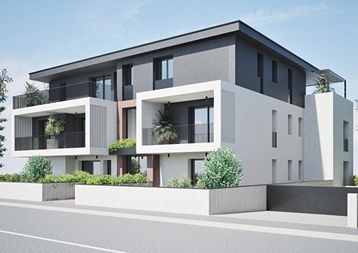 Case in Vendita e in Affitto - 3