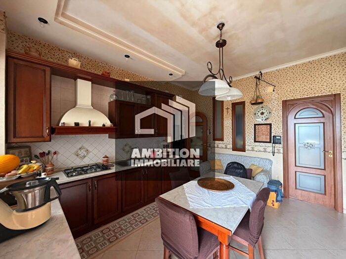 Appartamento quadrilocale in vendita in Via Napoli, Mugnano Di Napoli