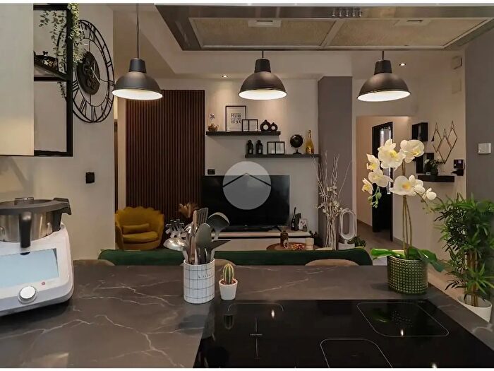 Appartamento con 5 locali in vendita in Via Val della Torre, Torino