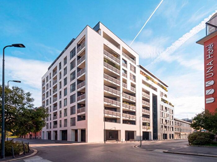 Appartamento monolocale in affitto in Via Lodovico Muratori, Porta Romana Medaglie d'Oro, Milano