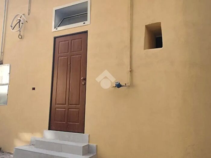 Appartamento monolocale in affitto in PZa G Matteotti, Caserta