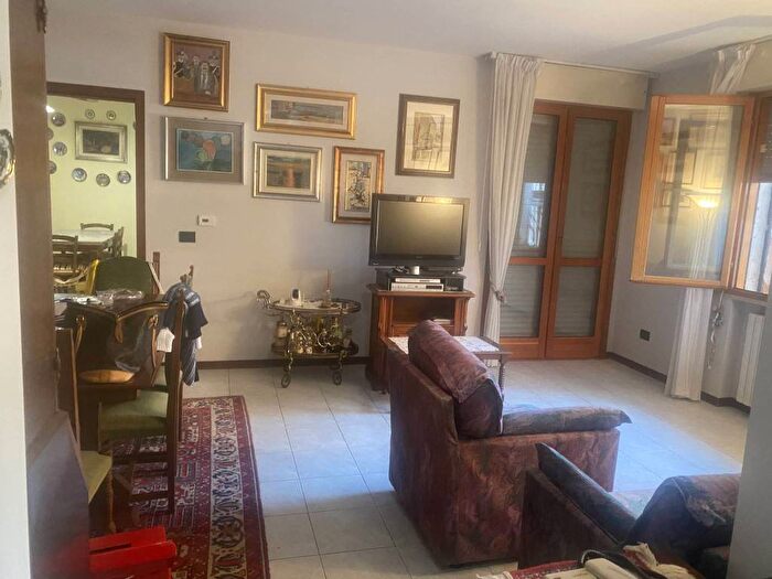 Appartamento quadrilocale in affitto in Stradello Moneglia, Ospedale Volturno, Parma