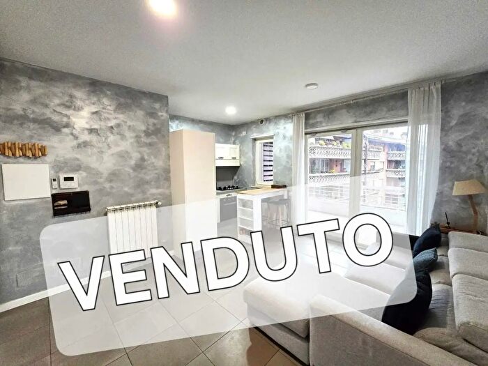 Appartamento bilocale in vendita in Via Guglielmo Petroni, Roma