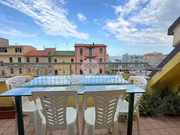Appartamento quadrilocale in vendita in Via Fratelli Rosselli, Grottammare