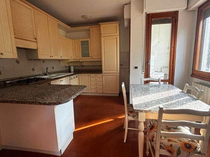 Appartamento quadrilocale in affitto in Viale Palmiro Togliatti, Sesto Città, Sesto Fiorentino