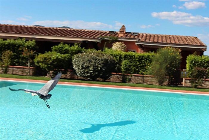 Casa trilocale in affitto in Via Isolabella, Castiglione Della Pescaia