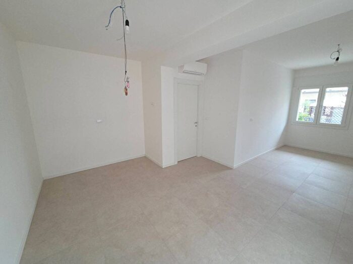 Appartamento trilocale in affitto in Via Porrettana, Borgonuovo, Sasso Marconi