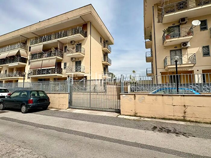 Appartamento trilocale in vendita in Via degli Olmi, Trentola Ducenta