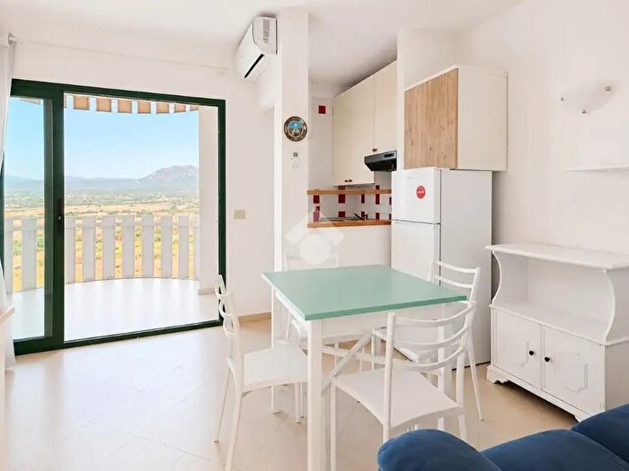 Appartamento bilocale in vendita in Via Riccardo Lombardi, Olbia