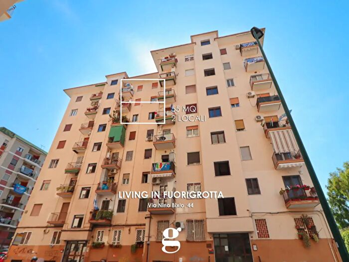 Appartamento bilocale in vendita in Via Nino Bixio, Napoli