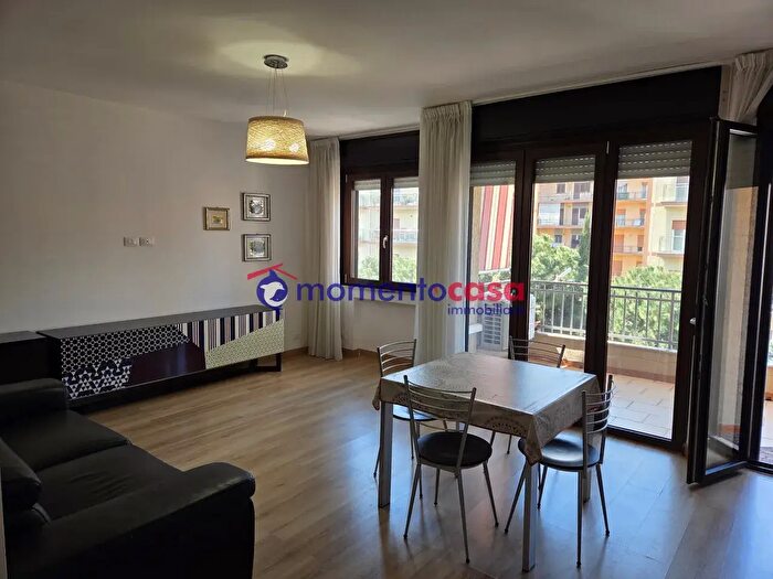 Appartamento trilocale in vendita in Viale Calabria, Reggio Calabria