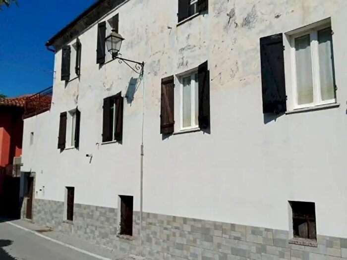 Casa quadrilocale in vendita in Ciglie