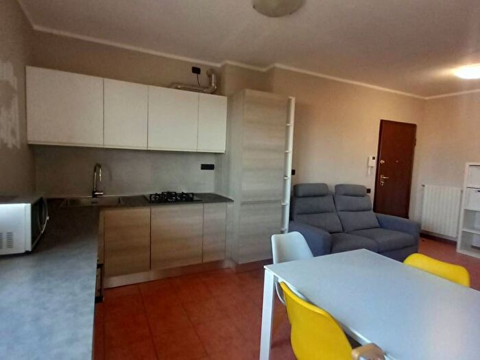 Appartamento bilocale in affitto in Via Caduti in Missione di Pace, Rubattino, Milano