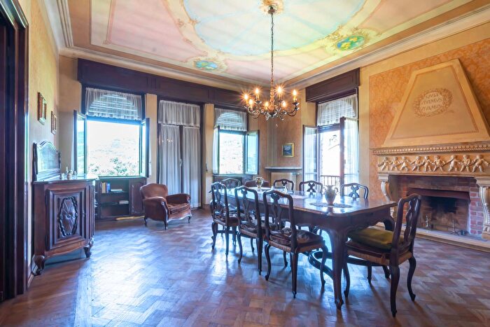 Casa con 5 locali in vendita in Via IV Novembre, Bistagno