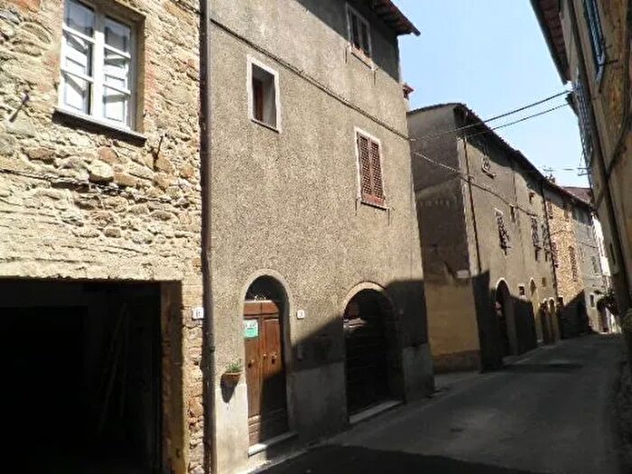 Appartamento con 6 locali in vendita in Chianni