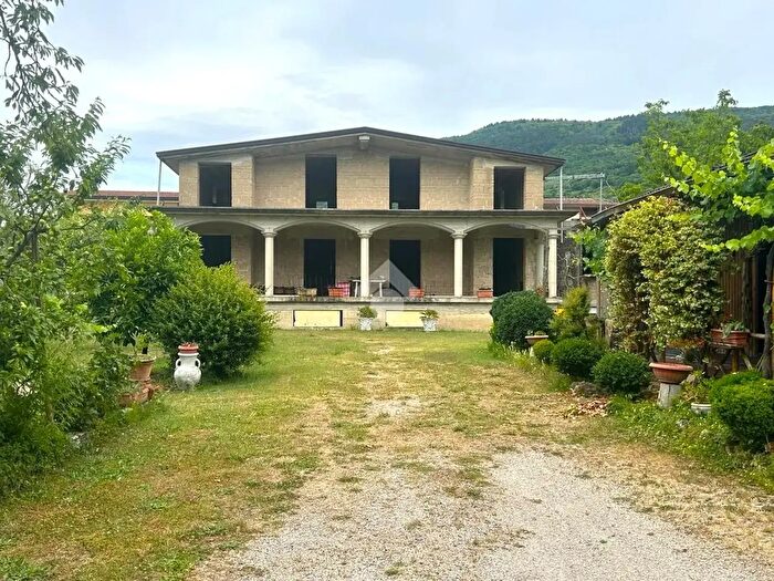 Casa con 5 locali in vendita in Via dei Ciliegi, Santo Stefano Del Sole