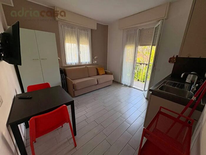 Appartamento monolocale in affitto in Viale Dante Alighieri, Riccione