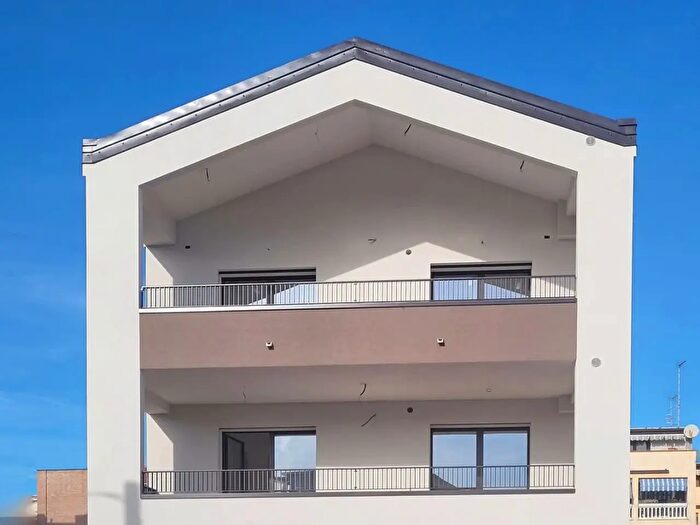 Appartamento con 5 locali in vendita in Via l Settembrini, San Benedetto Del Tronto