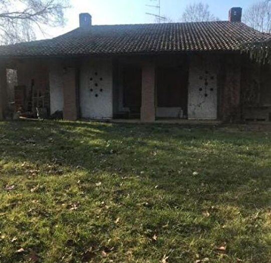 Appartamento con 6 locali in vendita in Reggio Emilia