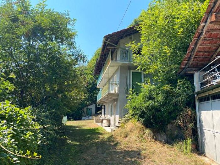 Casa con 6 locali in vendita in Borgata Albarea, Pinasca