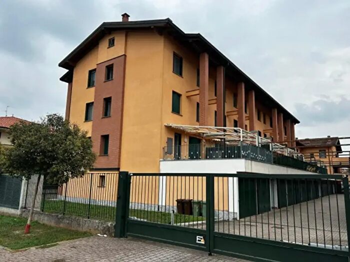 Appartamento trilocale in vendita in Cascina Corte Grande, Lodi Vecchio