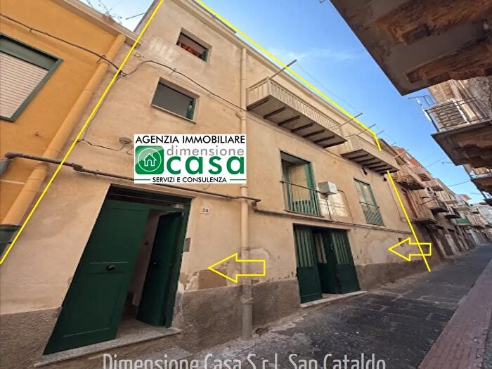 Casa monolocale in vendita in Via Scalinata, San Cataldo