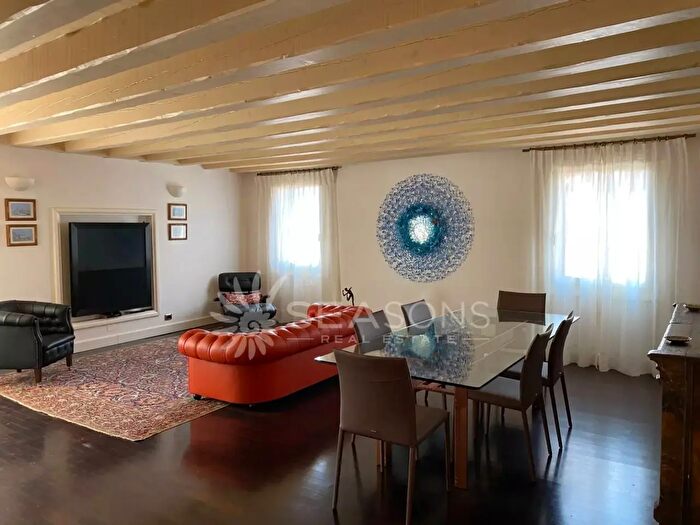 Appartamento con 5 locali in vendita in Sestiere San Marco, Venezia