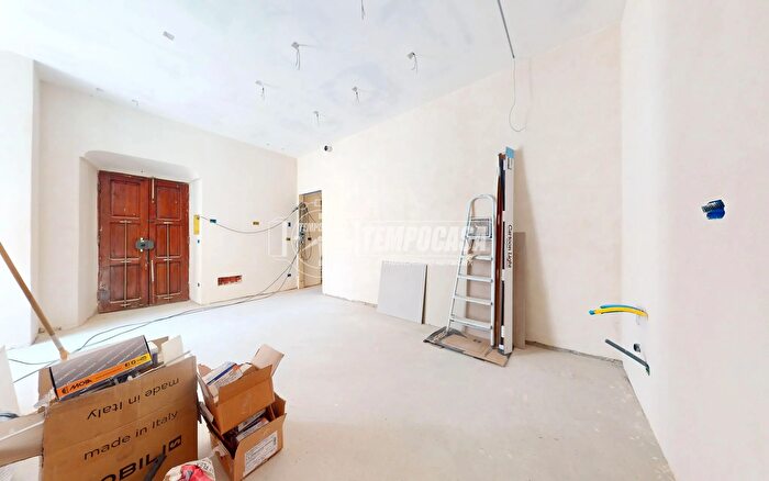 Appartamento trilocale in vendita in Via San Sebastiano, Cuneo