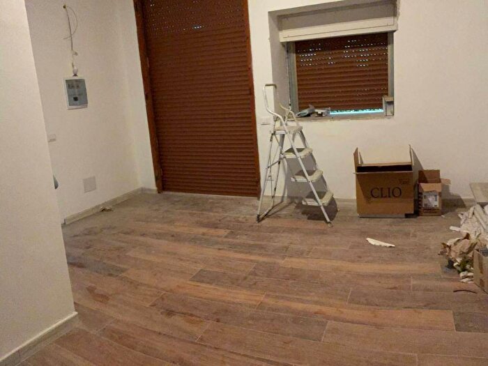 Appartamento bilocale in affitto in Via Ugo Foscolo, Pratale, Pisa