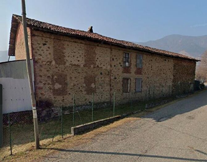 Casa quadrilocale in vendita in Val Della Torre